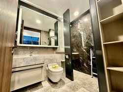 Van Holland (D10), Condominium #564730881